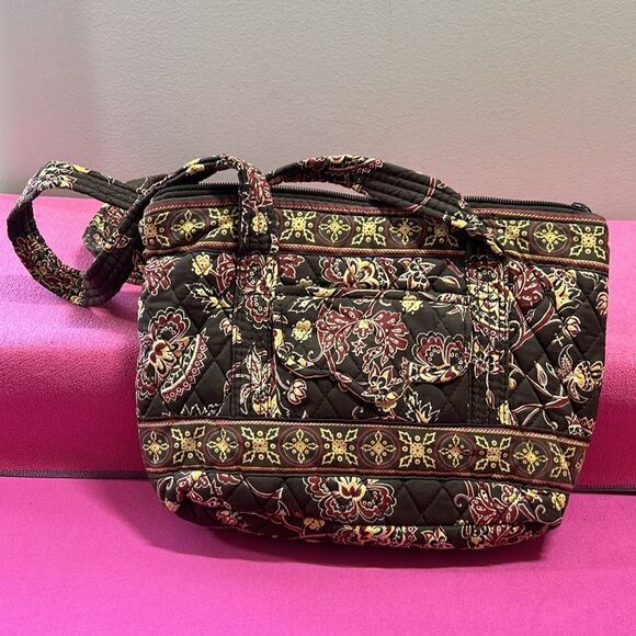 Tanya Lee Quilted Bag - Picture 1 of 9